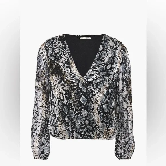 Alice + Olivia ‘Luba’ snake print silk-blend blouse with detachable collar - Picture 3 of 12